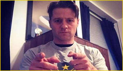 Meet Both Of Ben McKenzie’s Siblings And See What They Are Doing Now