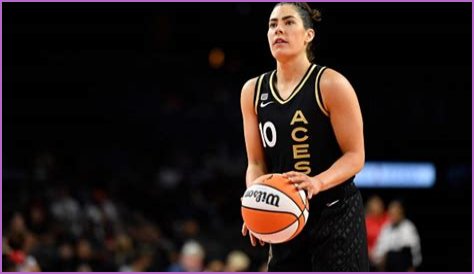“This is why we love you” Twitter fans react as Kelsey Plum reaches out to help breast cancer victim fulfil her dreams